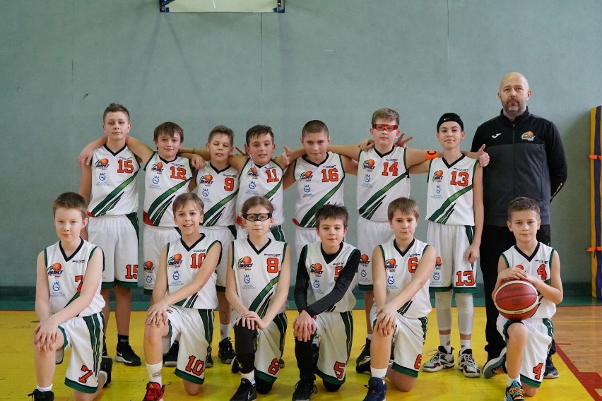 Nasi koszykarze zmierzyli się drużyną Basket Team Suchy Las