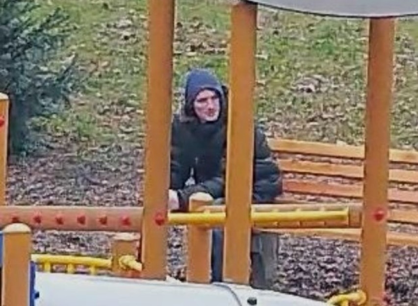 Ten mężczyzna zaatakował kobietę w parku w Siemianowicach...