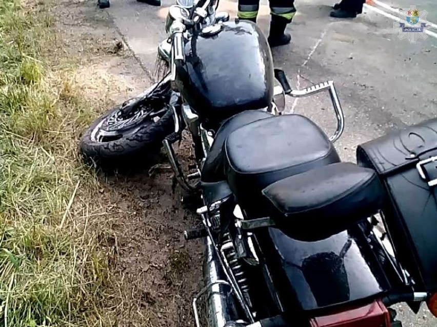 Motocyklista rozbił pojazd na drodze wojewódzkiej