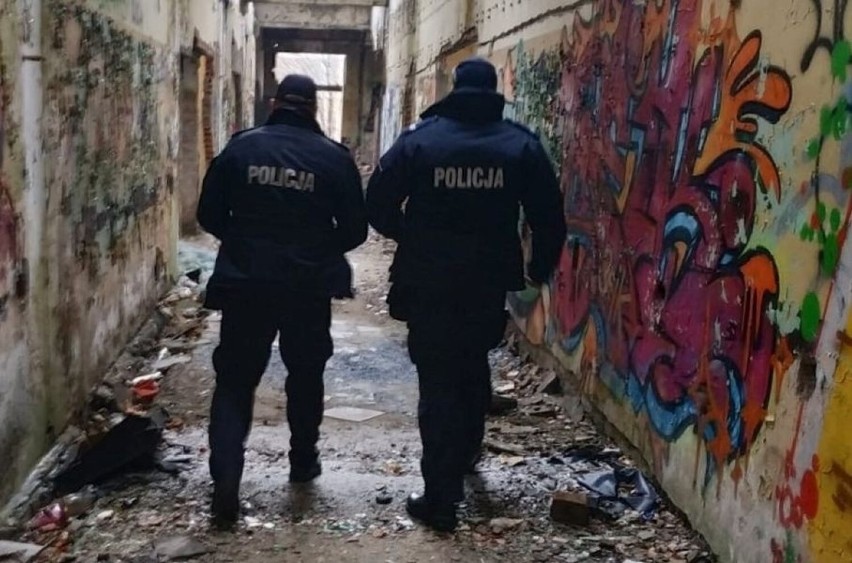 Opolscy policjanci od kilku dni kontrolują opuszczone...