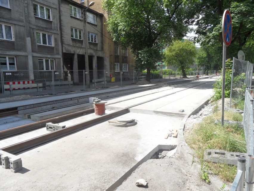 Ulica Sobieskiego w Sosnowcu: są już pierwsze nowe tory [ZDJĘCIA]