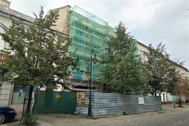 We Włocławku trwa rewitalizacja kamienicy przy ul. 3 Maja 18. Zobaczcie zdjęcia z placu budowy z wakacji i września 2023 roku.