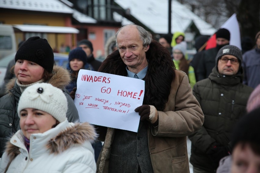 Mieszkańcy Piwnicznej nie chcą u siebie uchodźców [ZDJĘCIA]