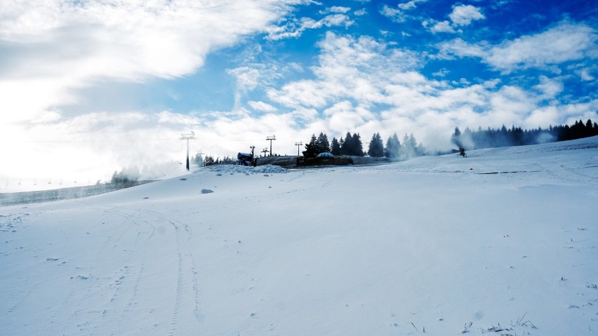 Ruszył sezon narciarski w Zieleniec SKI Arena. Zobacz jak wyglądają stoki! (ZDJĘCIA)