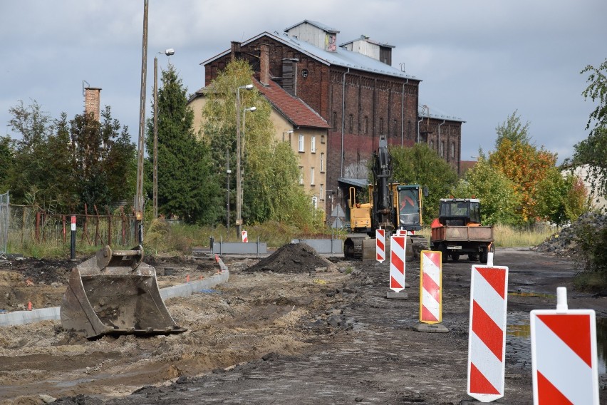 Trwa remont Kolejowej w Szczecinku. Ulica nie do poznania [zdjęcia]