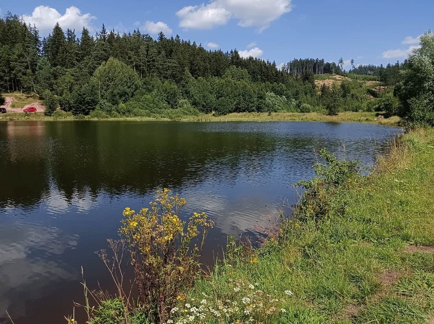 Kto jeszcze pamięta tętniące życiem plaże wokół zalewu w...