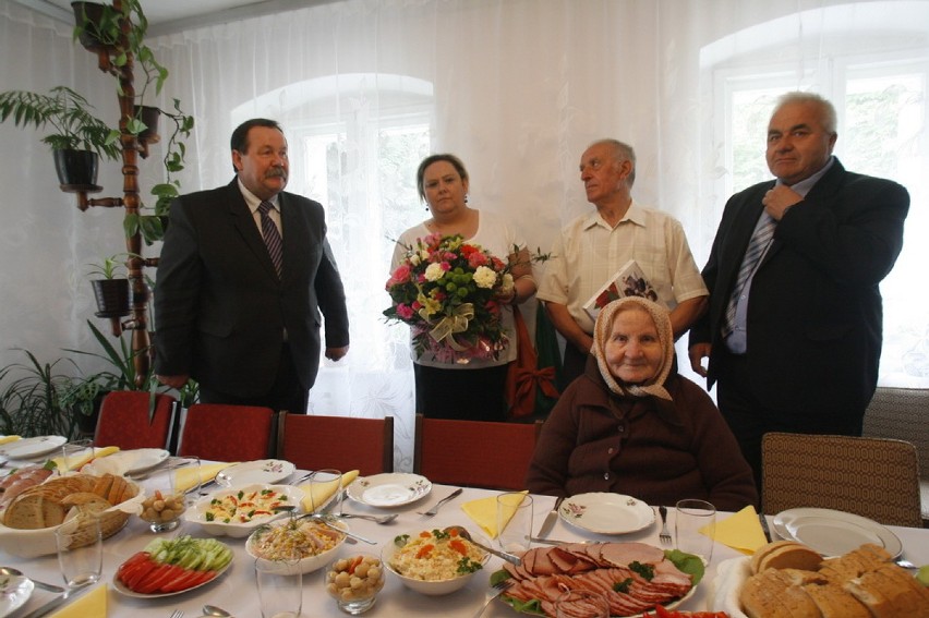 Anna Jakubów skończyła 102 lata (ZDJĘCIA)