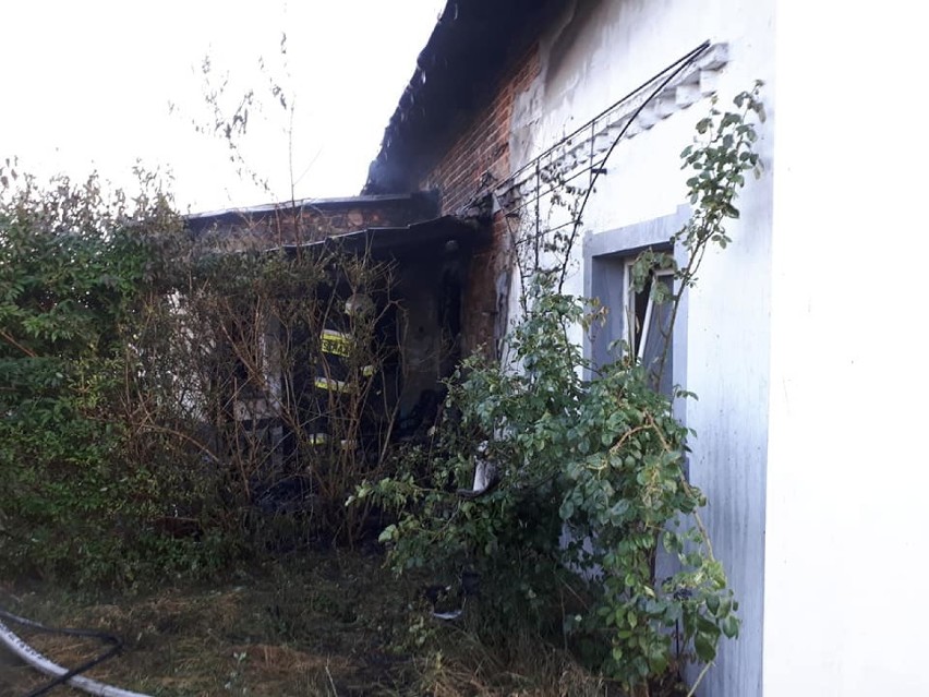 Gmina Grodzisk: Pożar budynku mieszkalnego w Młyniewie! Jest jedna osoba poszkodowana! 