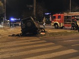 Wypadek na skrzyżowaniu Dąbrowskiego i Tatrzańskiej. Zginęła młoda kobieta [ZDJĘCIA + WIDEO]