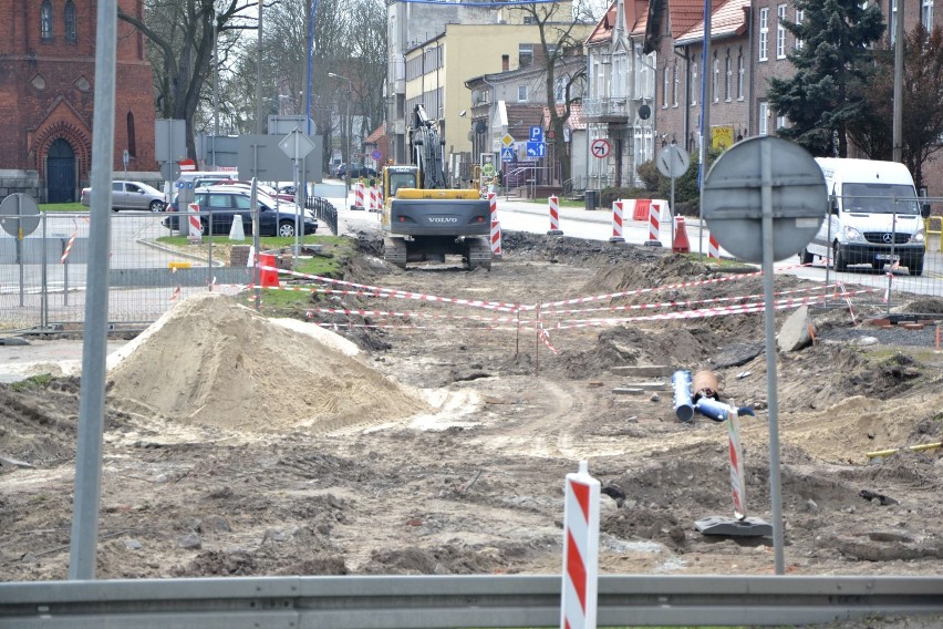 W obiektywie. Budowa mostu w Malborku - rozkopane aleja Rodła i plac Słowiański