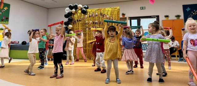 W Publicznym Przedszkolu w Radomsku obchodzone Międzynarodowy Dzień Tańca