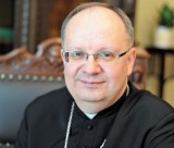 Życzenia ordynariusza opolskiego dla Czytelników nto. Biskup Andrzej Czaja: Niech Boże Narodzenie przyniesie nadzieję