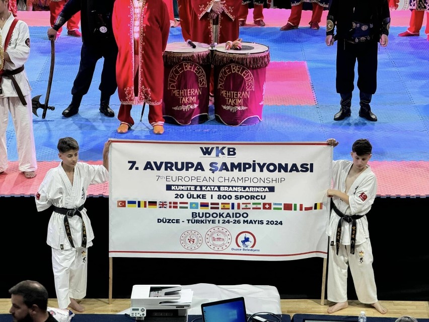 Dwa złote medale dla Natalii Dudek z Radomska na Mistrzostwach Europy Karate Kyokushin