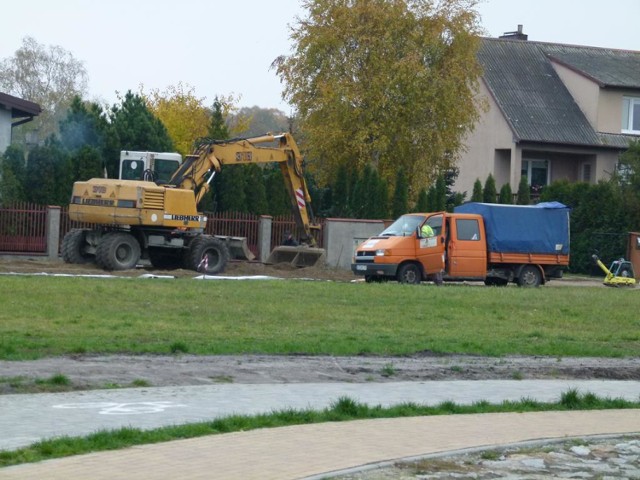 Trwa remont ulicy Zduńskiej, w sąsiedztwie Kępiny