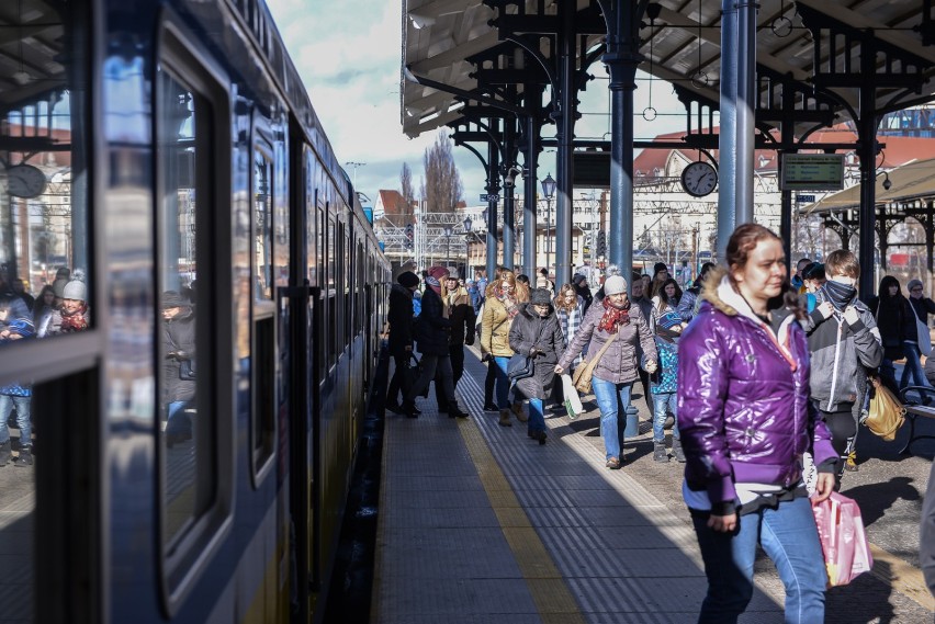 PKP Kielce: rozkład jazdy, przyjazdy i odjazdy pociągów