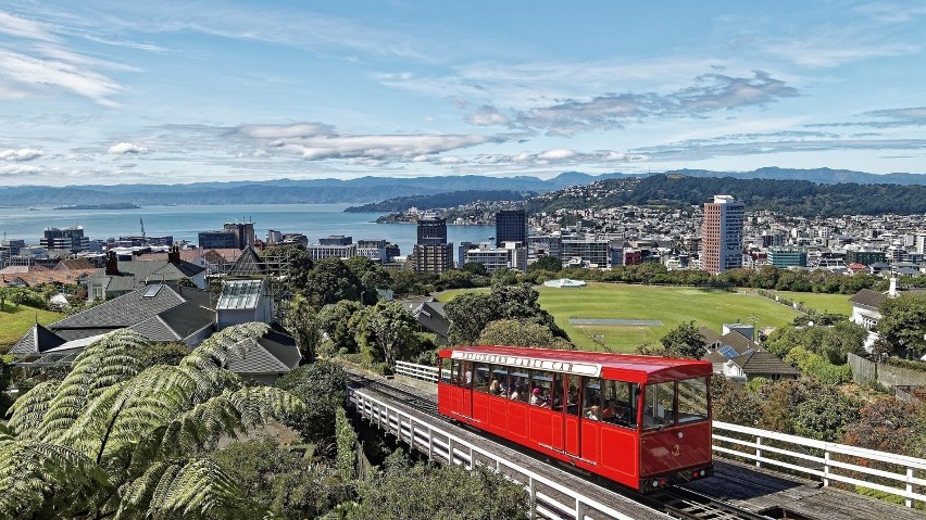Wellington, stolica Nowej Zelandii, przyciągało turystów...
