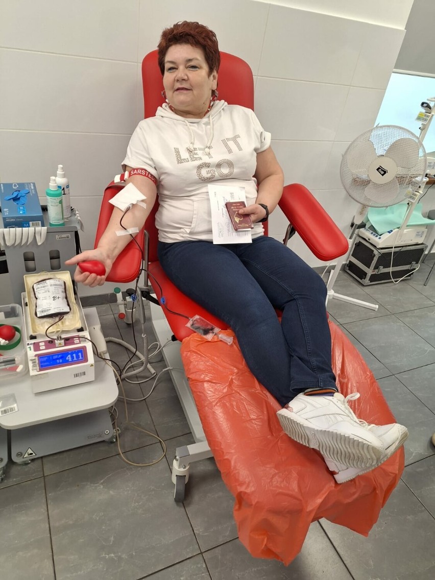 Krwiodawcy z Elektrowni Bełchatów oddawali krew podczas kolejnej akcji