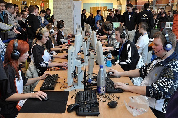 Zobacz zdjęcia z pierwszego turnieju w Counter Strike'a w Płocku