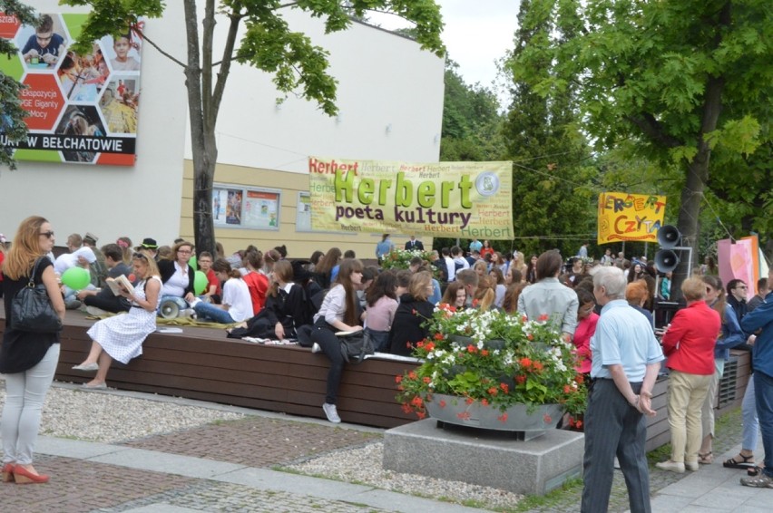 Bełchatów. Herbert mówi: Jak nie czytam, jak czytam!"