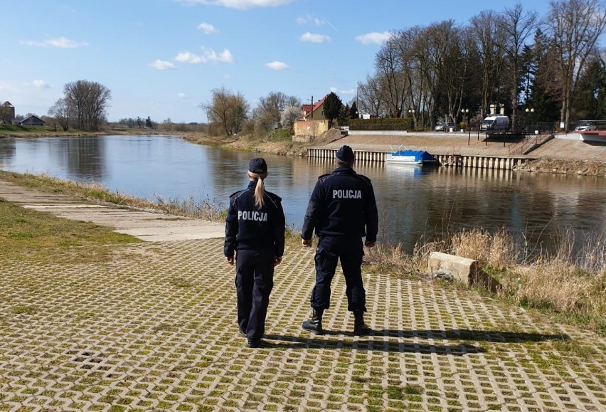 Międzyrzecka policja w całym powiecie patroluje miejsca...