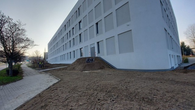 Szpital tymczasowy w nowo budowanym Centrum Zdrowia Matki i Dziecka w Zielonej Górze ruszył 7 grudnia br.