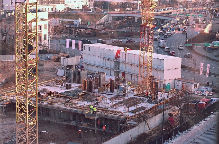 Kraków. Szkieletor powoli zamienia się w Unity Tower [ZDJĘCIA]