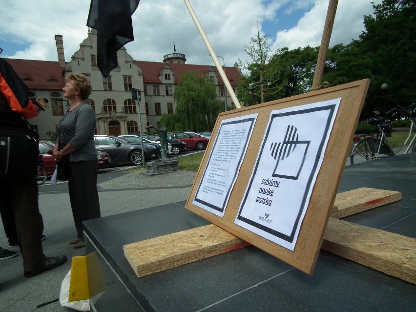 Protesty w Poznaniu: Czytaj więcej TUTAJ