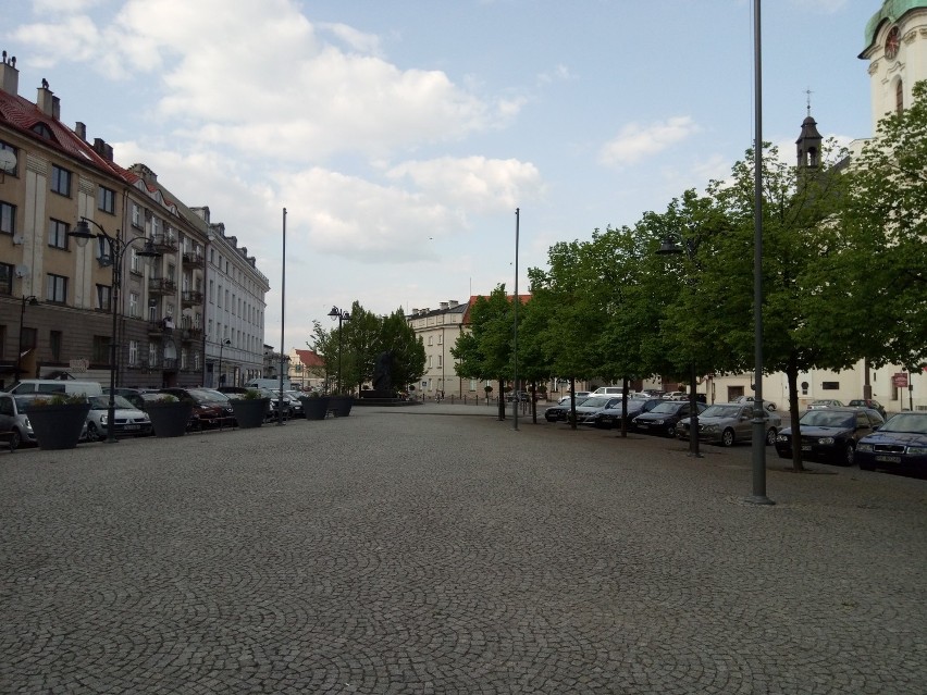 Miasto chce gruntownie przebudować główne place w centrum...