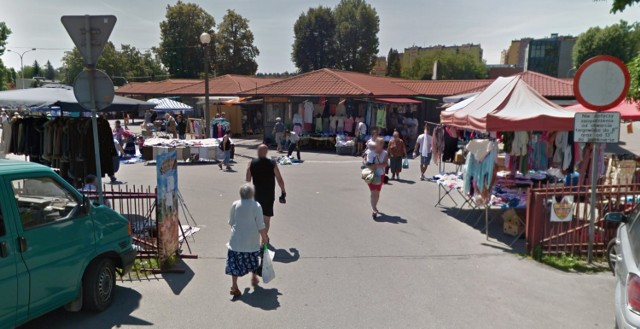 Mieszkańcy Oświęcimia na zakupach w Google Street View