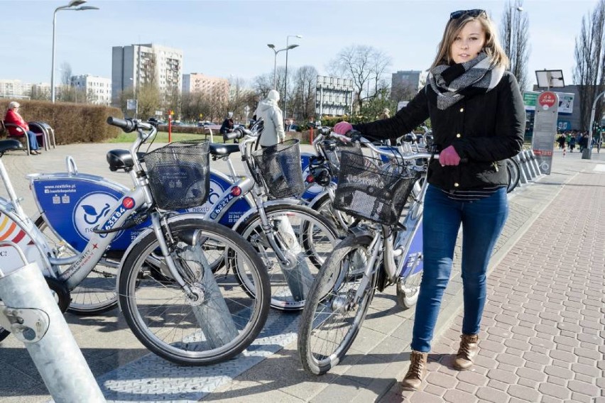 Rowery miejskie w Warszawie - nie będzie nakazu jazdy w...