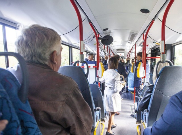 Od 1 września w Dąbrowie Górniczej pojawią się trzy nowe linie autobusowe

Zobacz kolejne zdjęcia/plansze. Przesuwaj zdjęcia w prawo naciśnij strzałkę lub przycisk NASTĘPNE