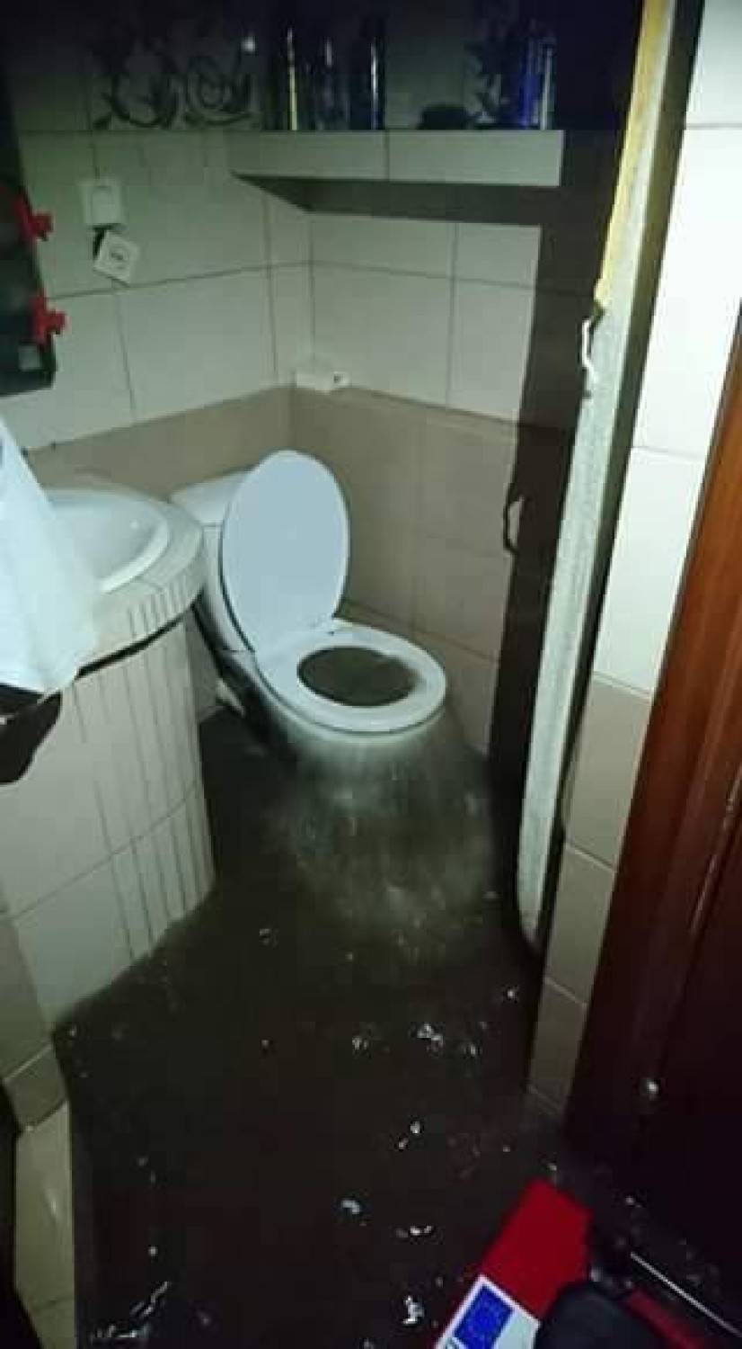 W gminie Kosakowo woda wypływała przez toalety