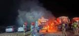 W nocy spłonęły trzy pługopiaskarki. Strażacy interweniowali w Niskowej