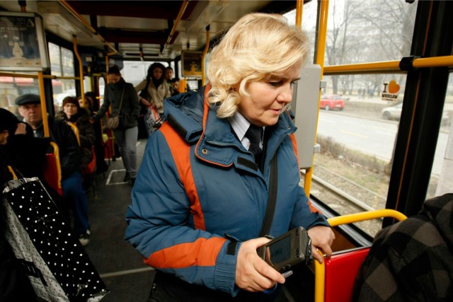 Mandaty ZTM. Od teraz można za nie płacić kartą, na miejscu