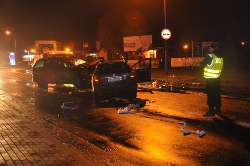 Świdnica: Wypadek na Szarych Szeregów - trzy osoby ranne