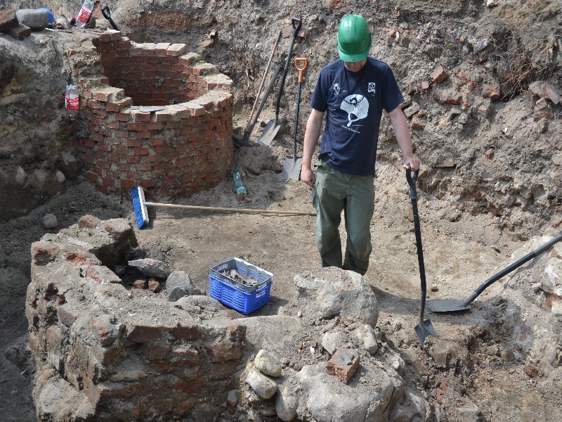 Lębork: Odkopano fragment zabudowy z XVI wieku