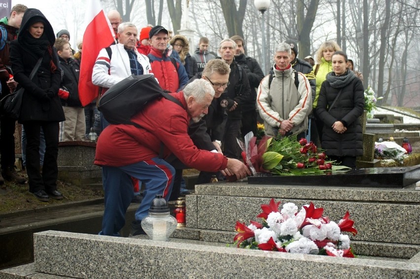 Około 30 osób przeszło ponad 70 km