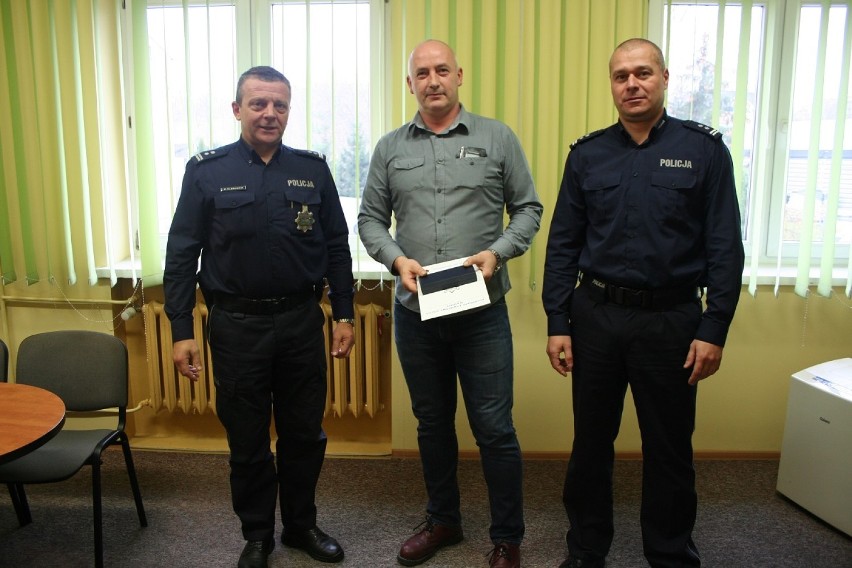 Jubileusz 25-lecia świętował Janusz Dąbrowski, z wydziału kryminalnego policji w Rypinie