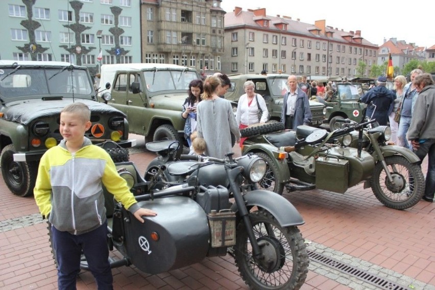 K-750, radzieckie motocykle z wózkiem bocznym z silnikiem...