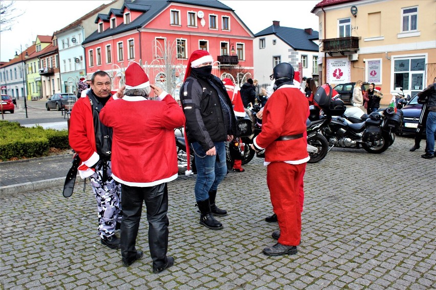 Tak rok temu wyglądała parada MotoMikołajów w Łęczycy