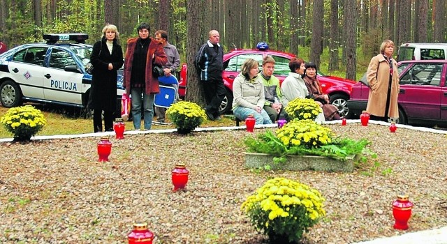 Stowarzyszenie m.in. opiekuje się grobami w Piaśnicy