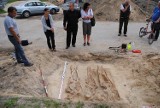 W Jędrzejowie podczas prac budowlanych przy ulicy Kadłubka znaleziono… szkielety