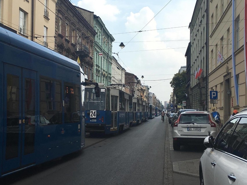 ŚDM 2016 w Krakowie. Tramwaje utknęły w korkach [ZDJĘCIA]