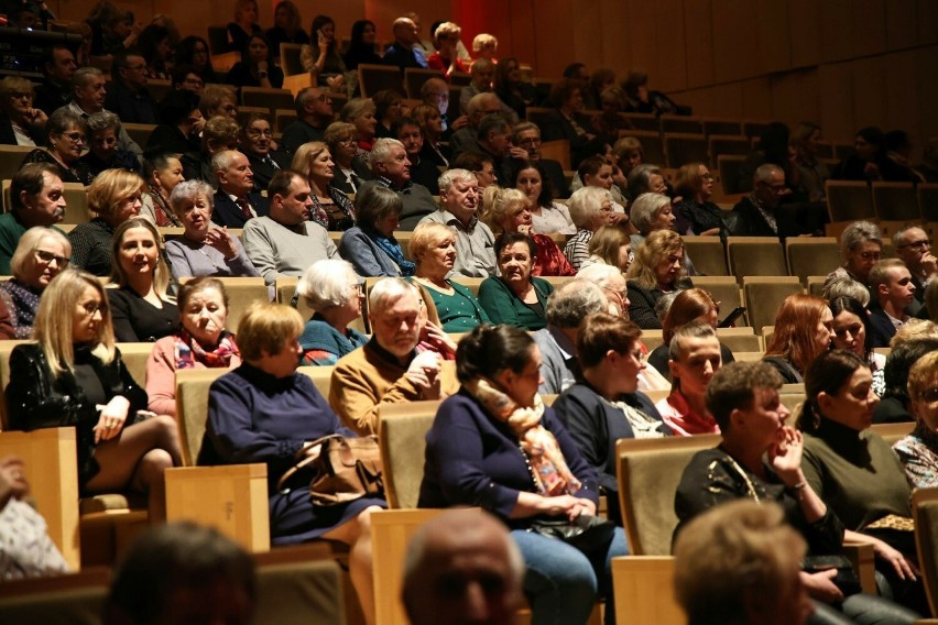 Alicja Majewska zachwyciła publiczność w Filharmonii Świętokrzyskiej w Kielcach. Były utwory Korcza i Andrusa. Zobacz zdjęcia