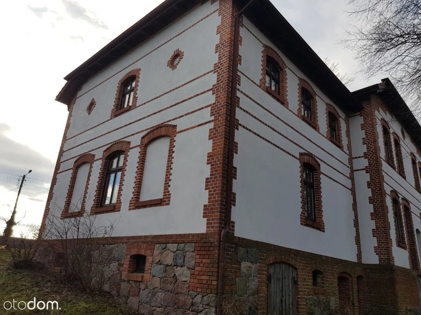 Dawny hotel w miejscowości Bogusław
Powierzchnia działki: 16...