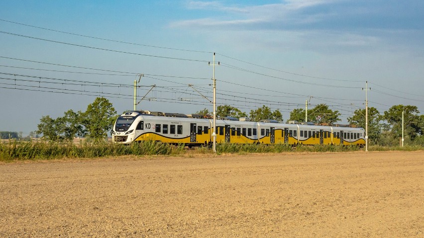 Koleje Dolnośląskie przywracają połączenia turystyczne i podnoszą ceny biletów, m.in. te ze Świdnicy i Wałbrzycha!