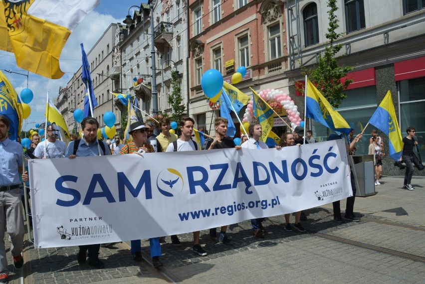 Marsz Autonomii Śląska przeszedł w sobotę 16 lipca ulicami...