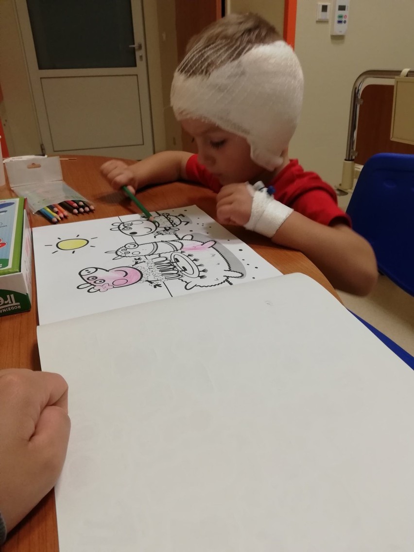 3-letni Mikołaj z Gubina przeszedł operację wszczepienia...