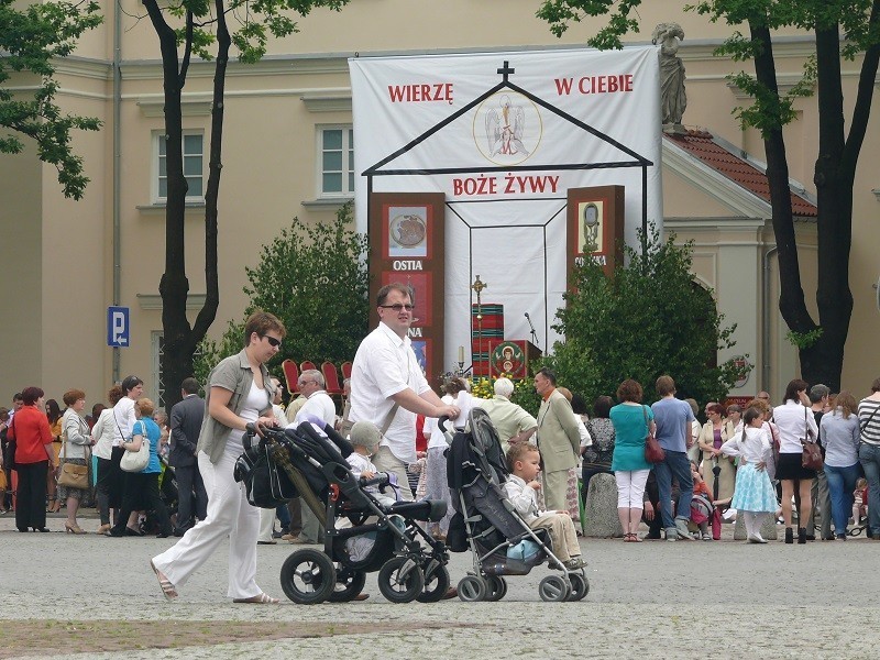 Kolorowe Boże Ciało w Łowiczu (FOTO)