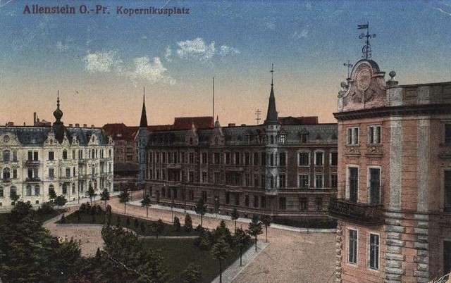 Źródło: http://commons.wikimedia.org/wiki/File:Kopernikusplatz%28plac_Bema%29_-_16.04.1917.jpg